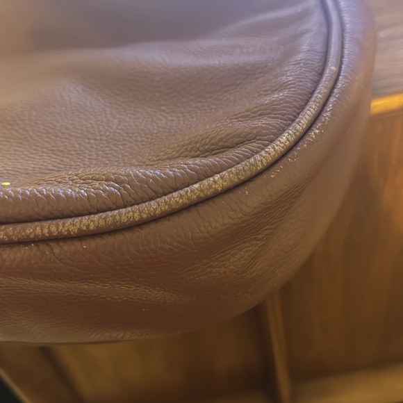 Marc Jacobs “Falafel” Leather Hobo Shoulder Bag – Tan - Picture 13 of 13